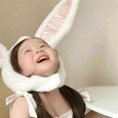 情侣头像小孩子可爱一男一女(精选16张)