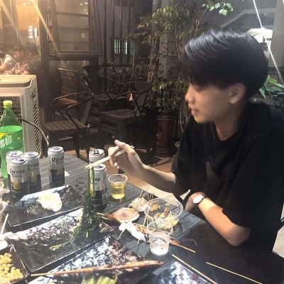 真人高冷的日系男头(共18张)