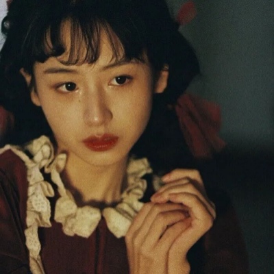 个性潮流精选好看女生头像(优选24张)