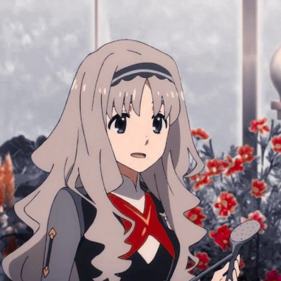 高清好看的微信头像女动漫二次元图片(18张)