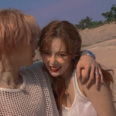 令人羡慕的神仙爱情情头大全(共42张)