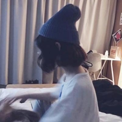 00后非主流个性情侣头像一对两张(精选16张)