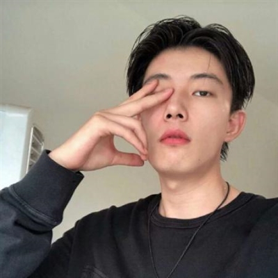 很帅的男生头像(共22张)
