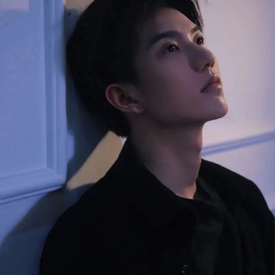 很帅的男生头像(共22张)