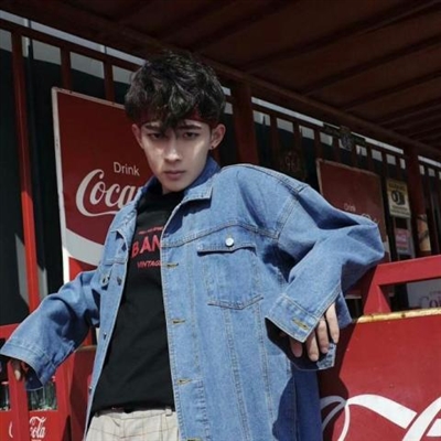 2023帅气小哥哥头像高清图片(共26张)