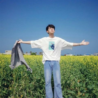 2023帅气小哥哥头像高清图片(共26张)