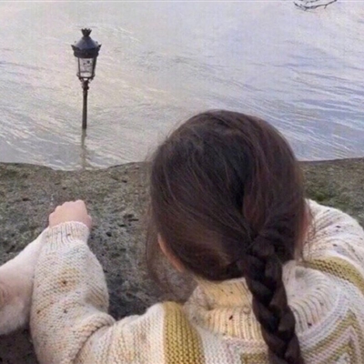 小清新学生范闺蜜贴吧头像一人一张(优选34张)