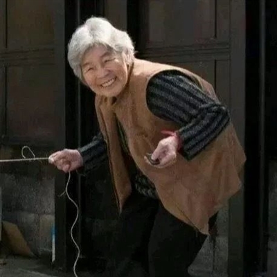 小清新学生范闺蜜贴吧头像一人一张(优选34张)