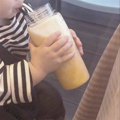 小清新学生范闺蜜贴吧头像一人一张(优选34张)