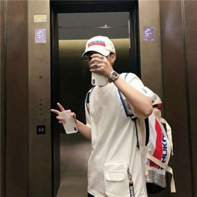 一眼就很心动的男生帅气头像(共16张)