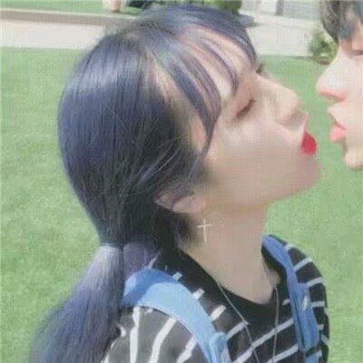 情侣拥抱在一起超级甜的头像图片大全(优选20张)