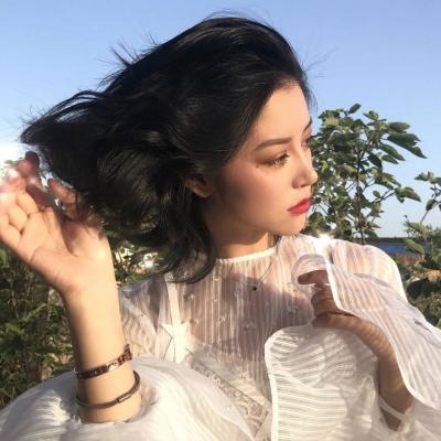 时尚潮流女装图片大全(32张)