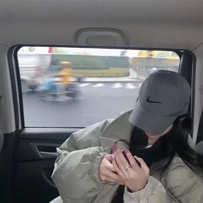 小众高级氛围感头像(共34张)