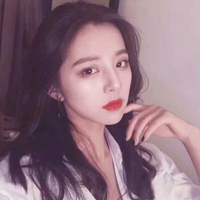 成熟高冷气质女生头像图片(共18张)