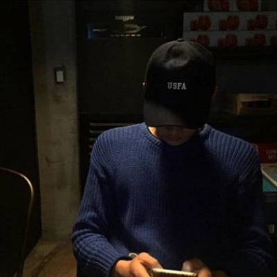 帅气清新的男生头像图片(精选18张)