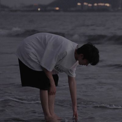 帅气清新的男生头像图片(精选18张)