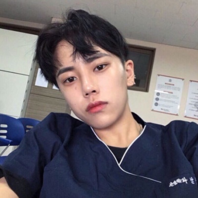 帅气清新的男生头像(精选20张)