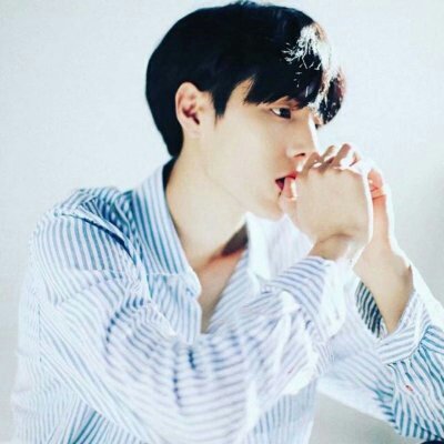 帅气清新的男生头像(精选20张)