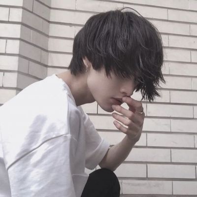 抖音里最深情迷人的男生头像图片大全(精选38张)