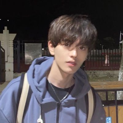 抖音上最火的男生头像图片(16张)