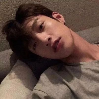 抖音上最火的男生头像图片(16张)