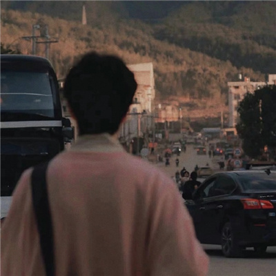 一眼就心动的男生头像图片(共16张)