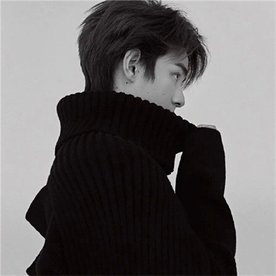 抖音上很火的男头像图片(18张)