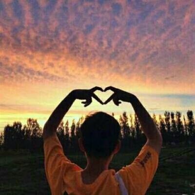 真人背影情头两张一人一张(优选18张)