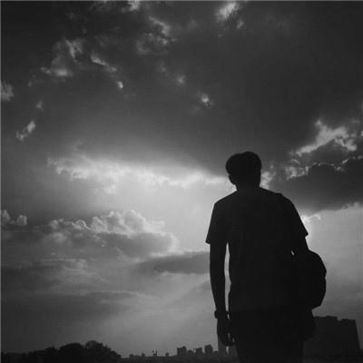 真人背影情头两张一人一张(优选18张)