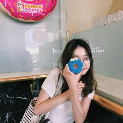 微笑头像女可爱图片大全(共20张)