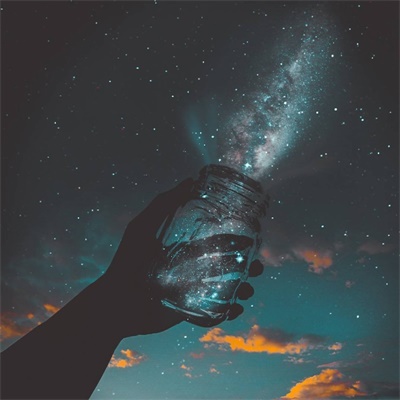 女人带财运的微信头像图片(16张)