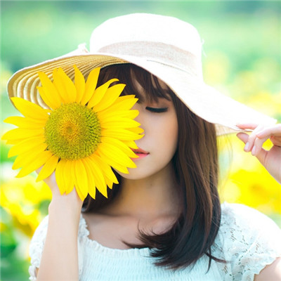 女人带财运的微信头像图片(16张)