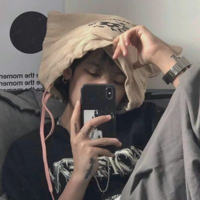 小众又好看的男生头像(精选20张)