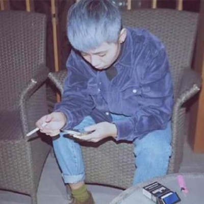 酷拽情侣头像一对两张图片(优选18张)