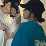 2023高级感超拽情侣头像(优选18张)