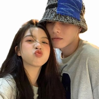 2023高级感超拽情侣头像(优选18张)