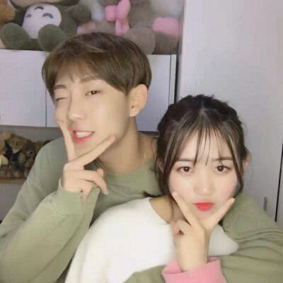 可爱情侣头像一人一张分开图片(优选16张)