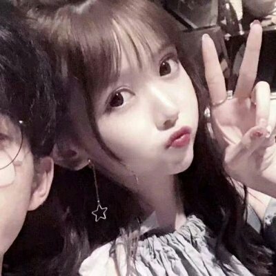 可爱情侣头像一人一张分开图片(优选16张)