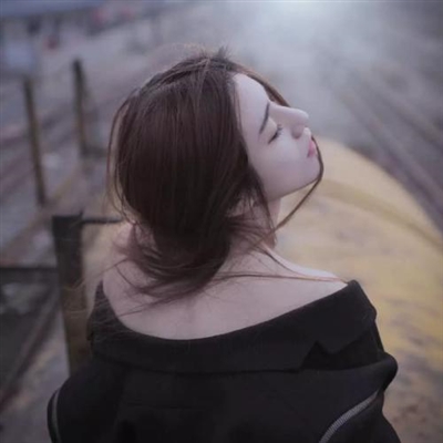 失落伤心难过的图片头像(优选26张)