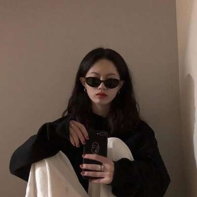 女孩头像霸气高冷头像(精选28张)