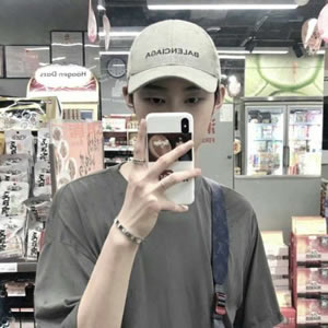 超拽帅哥男生头像图片大全(20张)