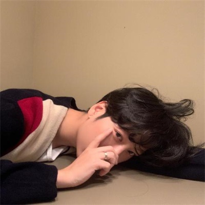 超拽帅哥男生头像图片大全(20张)