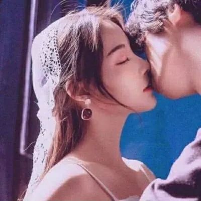 很甜很暖的情侣头像图片(优选16张)