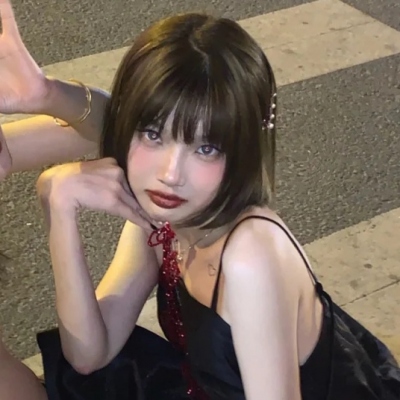 闺蜜头像霸气高冷两张(优选18张)