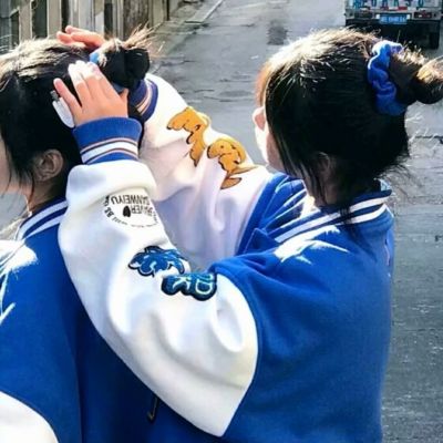 闺蜜头像可爱一人一张动漫图片(18张)