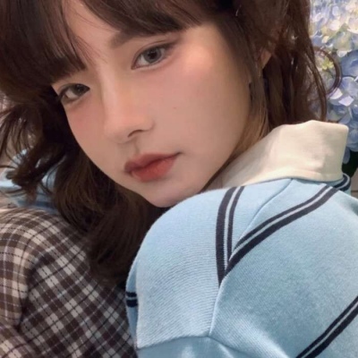 高颜值气质女生头像图片(共14张)