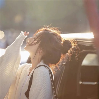 甜美可爱青春系女生头像图片(18张)