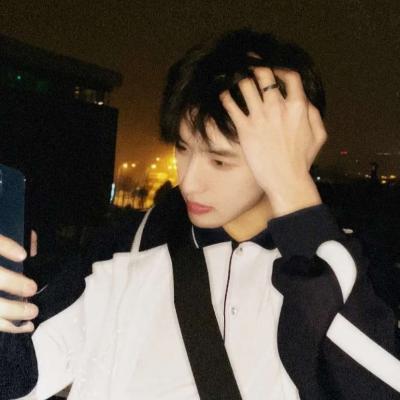 超酷高冷的男生头像(优选18张)