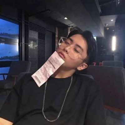 好看冷酷的男生头像(优选18张)