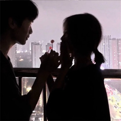 非主流情头像情侣双人两张(精选16张)